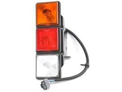 2004 GMC Sierra Back Up Light - 15910343