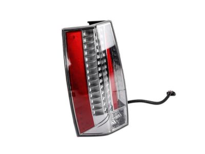 2013 Chevrolet Suburban Tail Light - 22884385