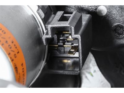 GM 84008606 Track Assembly, Front Seat Adjuster 84008606 GM Track Assembly, Front Seat Adjuster Product Photo 1 of 3