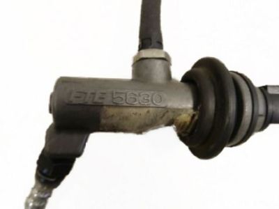 2005 Cadillac CTS Clutch Master Cylinder - 12587377