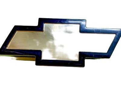 GM 22744069 Radiator Grille Emblem Assembly