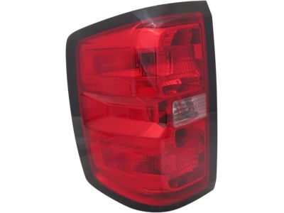 GMC Sierra Tail Light - 23431875