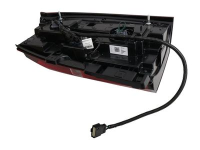 Chevrolet Suburban Tail Light - 84467058