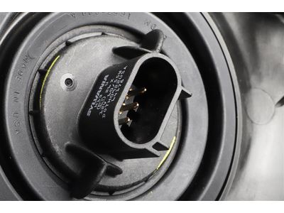 GMC Yukon Headlight - 19432937