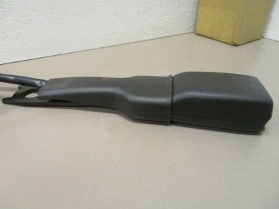 GM 89026441 Passenger Seat Belt Kit (Buckle Side) *Ebony