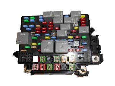 2004 GMC Sierra Fuse Box - 15786043