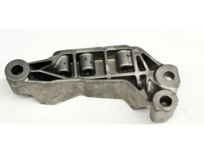 Chevrolet Engine Mount Bracket - 15854396