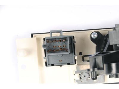 Chevrolet Cavalier A/C Switch - 89018241
