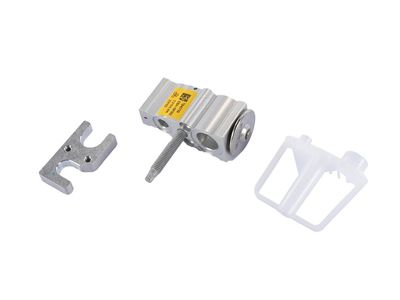 Chevrolet Silverado A/C Expansion Valve - 85615642