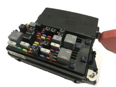 2011 Cadillac DTS Fuse Box - 84446208