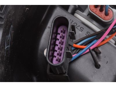 Saturn LW200 Headlight - 22720601