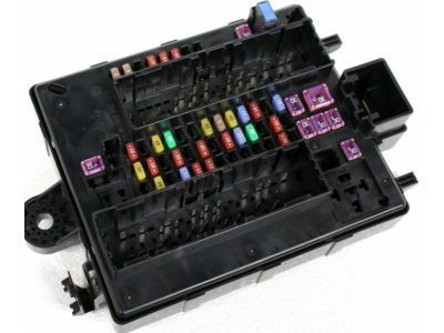 2018 Cadillac XT5 Fuse Box - 84270913