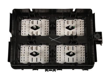 2020 GMC Sierra Fuse Box - 86771159