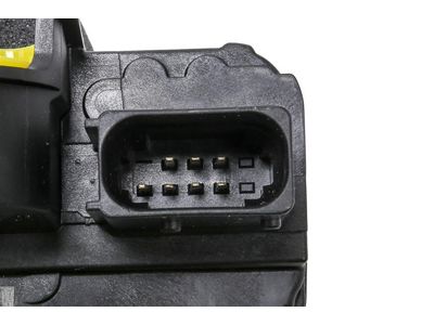 Chevrolet Cruze Door Latch Assembly - 13579497