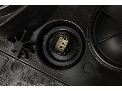 2016 Chevrolet Suburban Headlight - 84582597