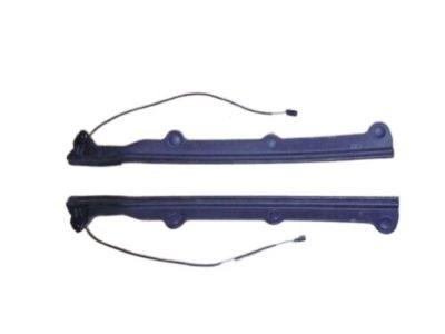 20805849 GM Lift Gate Window Side Reveal Molding Sealing Strip Product Photo 1 of 1