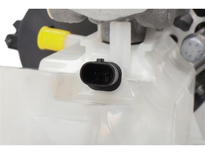 Chevrolet Volt Brake Master Cylinder - 84570241