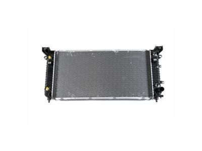 2014 GMC Sierra Radiator - 84207654