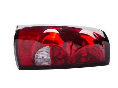 2006 Chevrolet Silverado Tail Light - 19169004