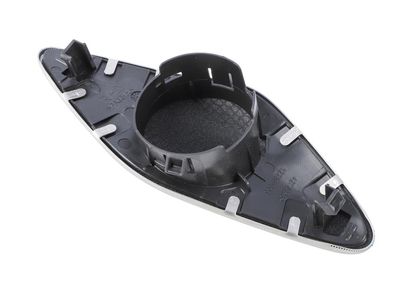42850086 GM GRILLE ASM-W/S SI G/MLDG SPKR *LUMINARY SS Product Photo 2 of 2