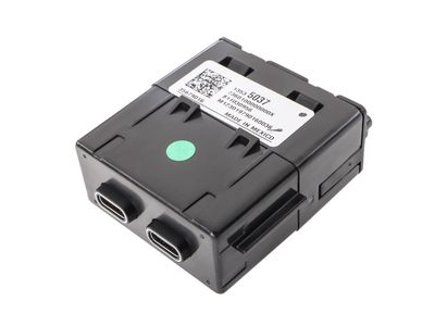 13535037 GM RECEPTACLE ASM-DUAL CHRG ONLY *JET BLACK   Product Photo 3 of 3