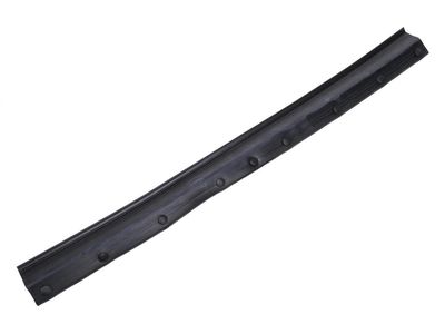 84134253 GM Weatherstrip Assembly, Lift Gate Upper Product Photo 1 of 2