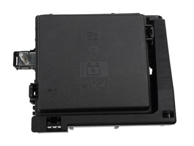2017 Cadillac XT5 Fuse Box - 84003375